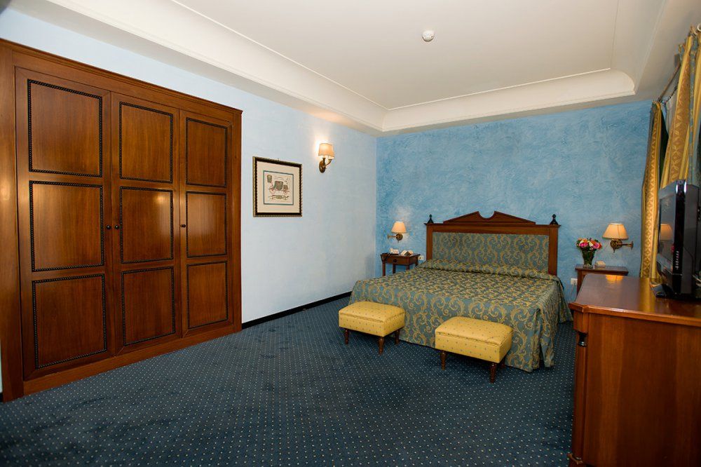 Federico Ii Palace Hotel 4*
